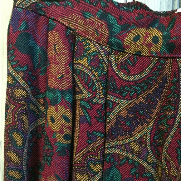 Vintage paisley skirt - Picture 3 of 3